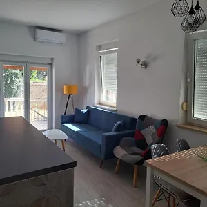  Apartman Apartman Luca